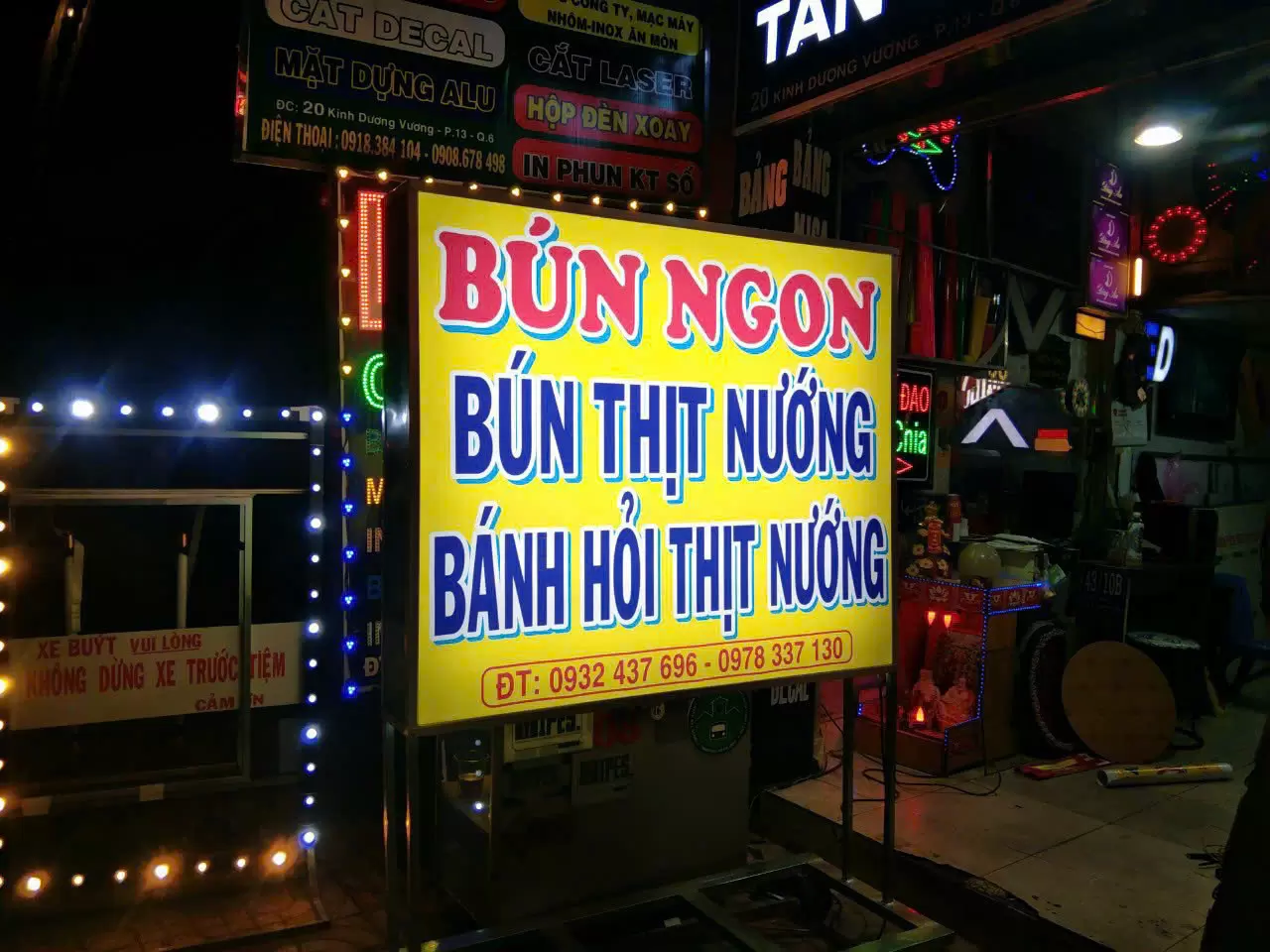 HỘP ĐÈN HIFLEX
